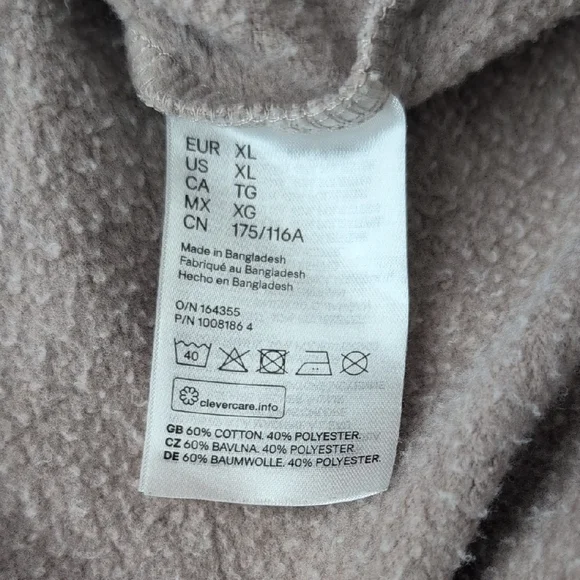 H&M Basics Sleeveless Hooded Pullover - Picture 6 of 6